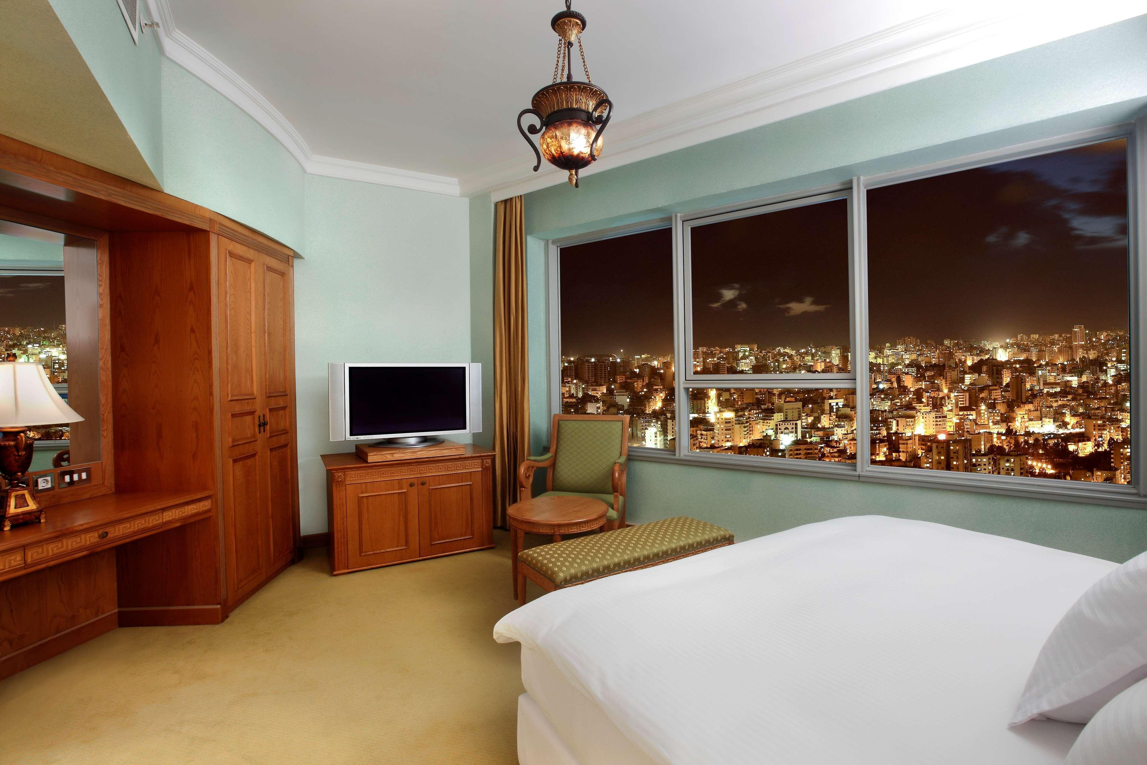 Hotel Al Habtoor Grand Bejrut Zewnętrze zdjęcie