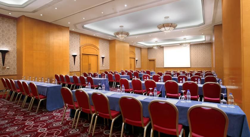Hotel Al Habtoor Grand Bejrut Zewnętrze zdjęcie